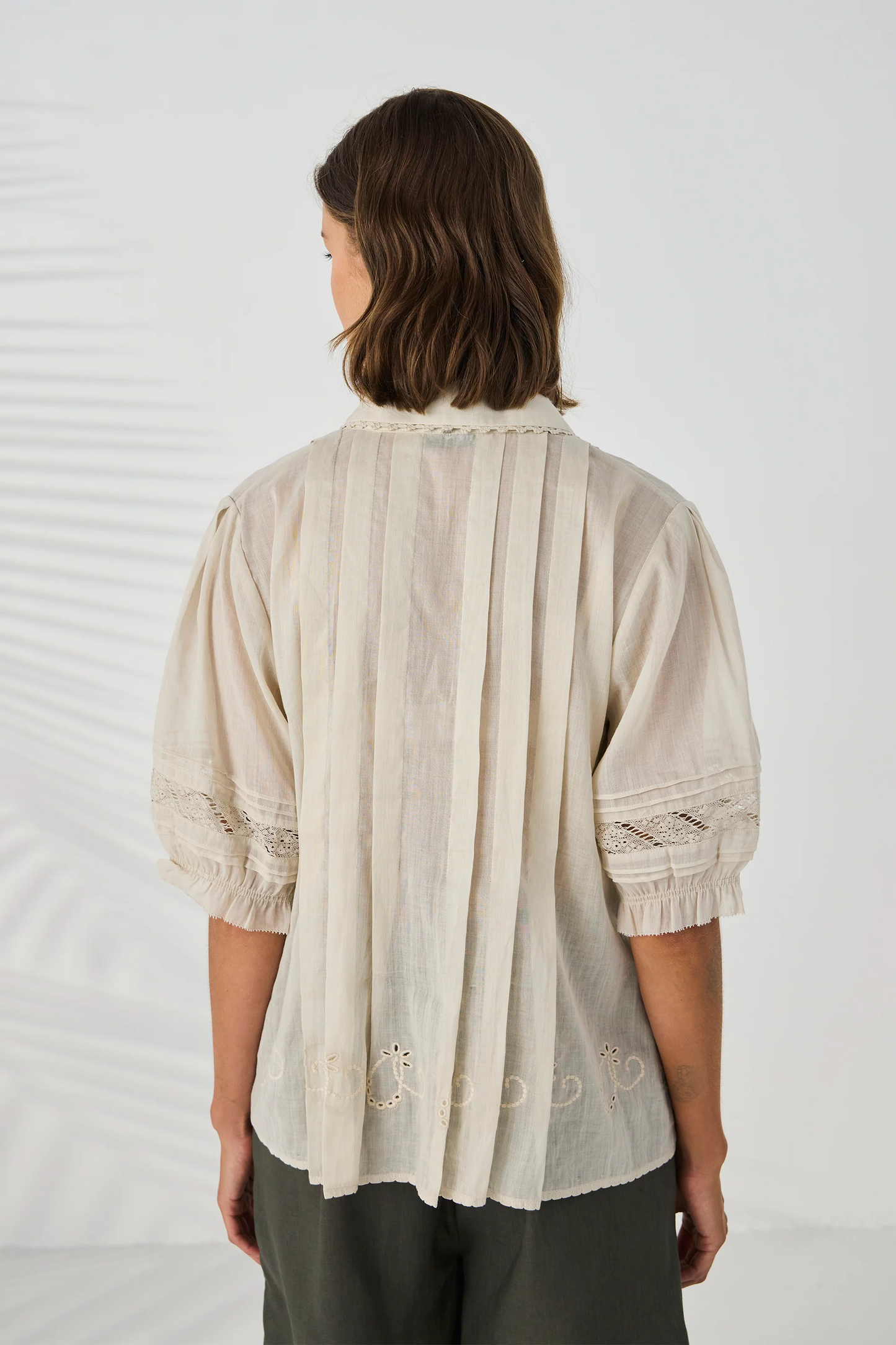 Lania The Label Kristal Shirt - Latte