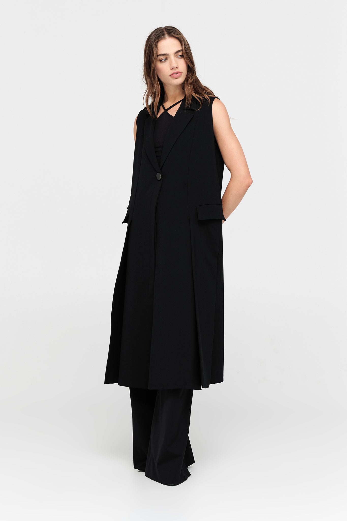 Taylor Column Vest - Black
