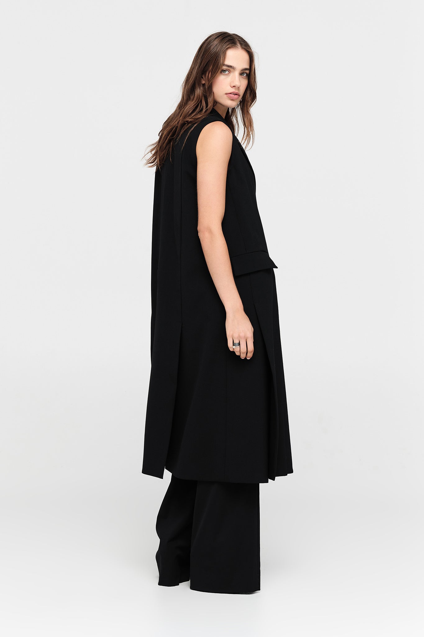 Taylor Column Vest - Black