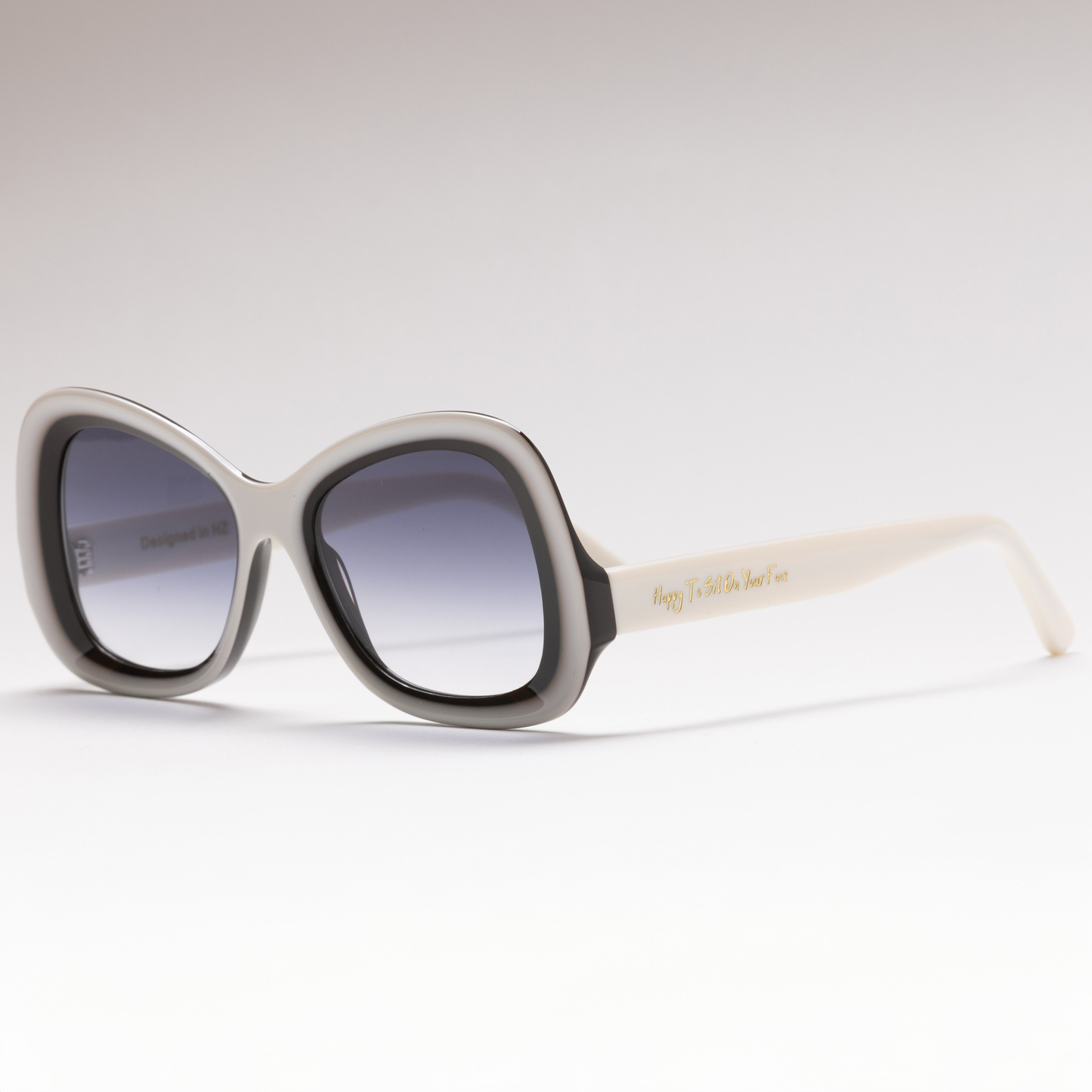 Happy To Sit On Your Face - Lunatic Bone/Cognac