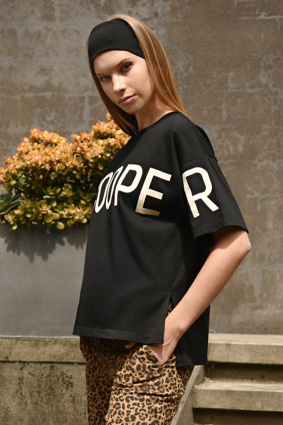 Cooper  Left Hanging T-Shirt - Black