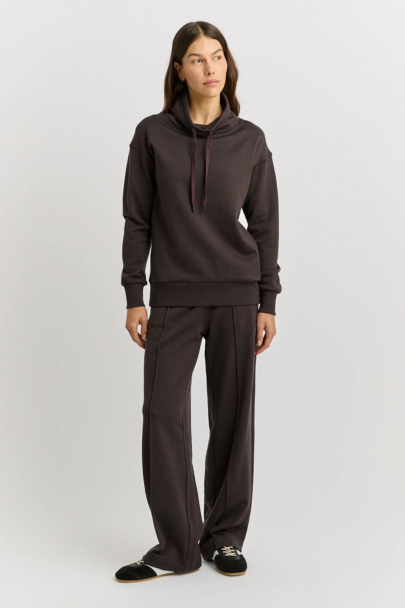 Toorallie Lounge Funnel Neck - Date
