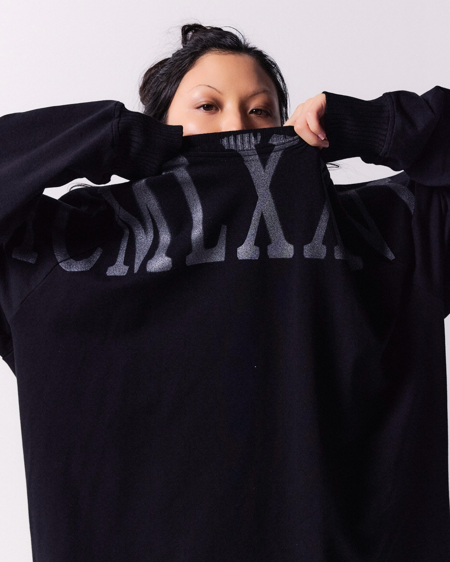 NOM*d Uni Sweatshirt - Roman Stencil
