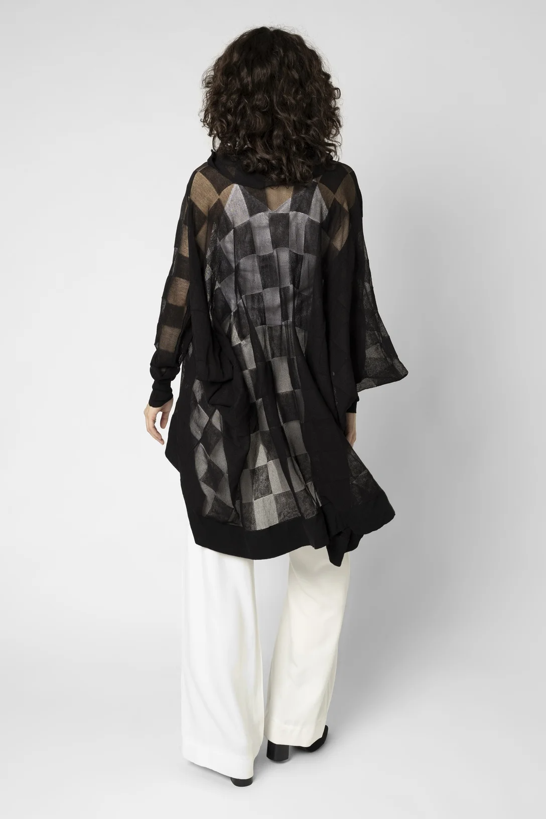 Taylor Reversed Square Oblique - Black