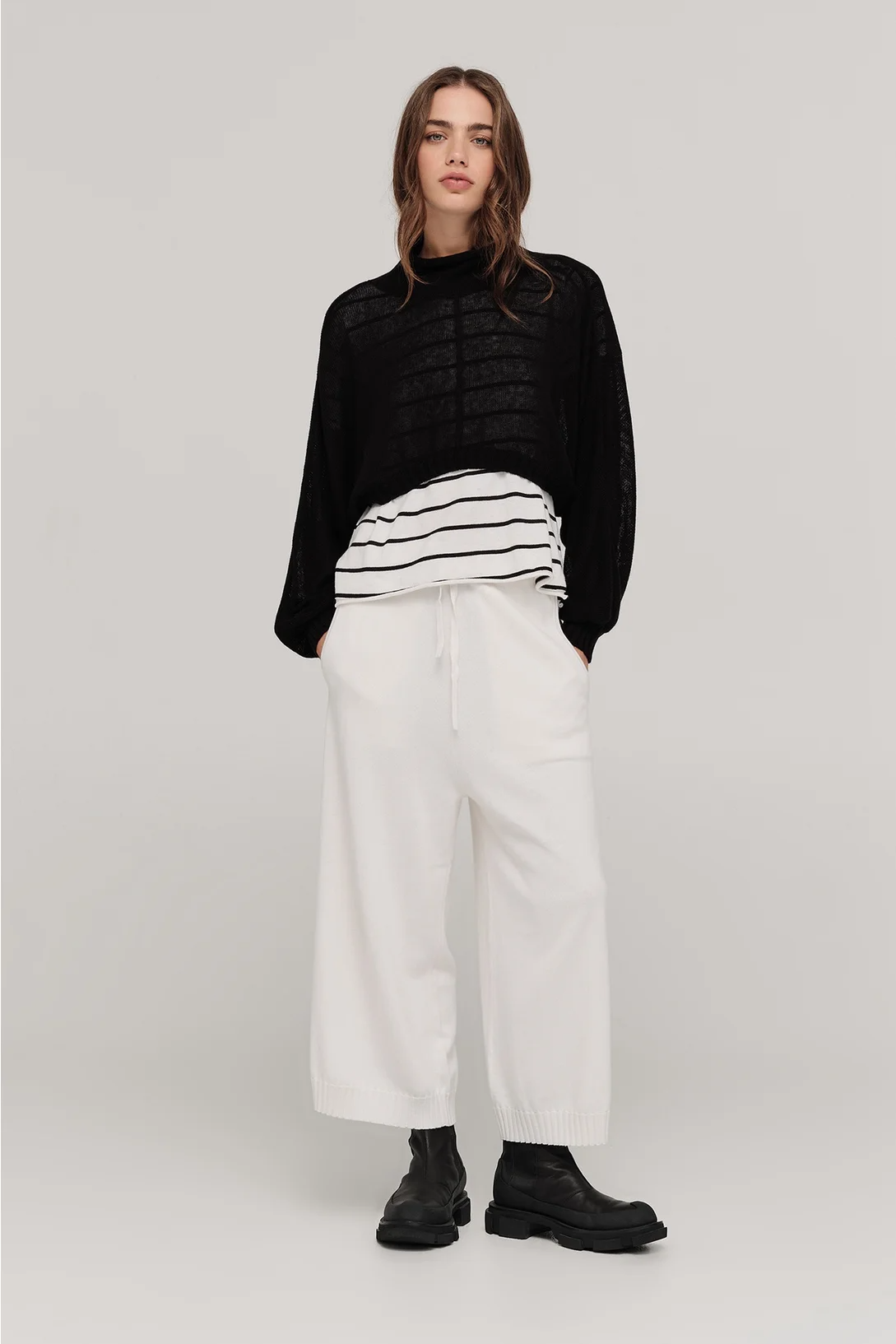 Taylor Reversible Uphold Sweater - Black