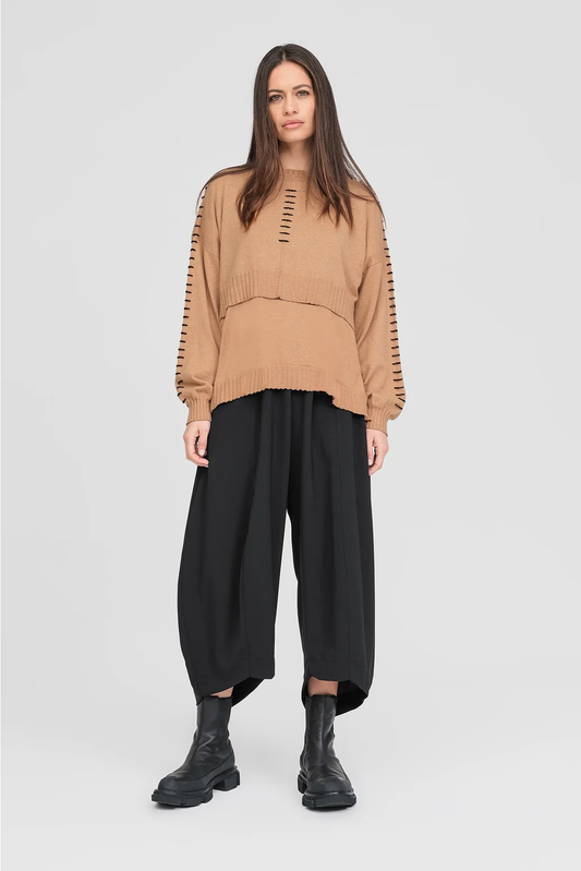 Taylor Stitched Article Sweater - Toffee/Black