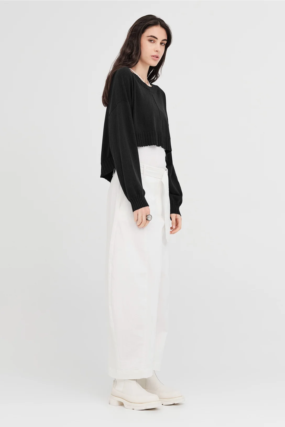 Taylor Art Sweater - Black