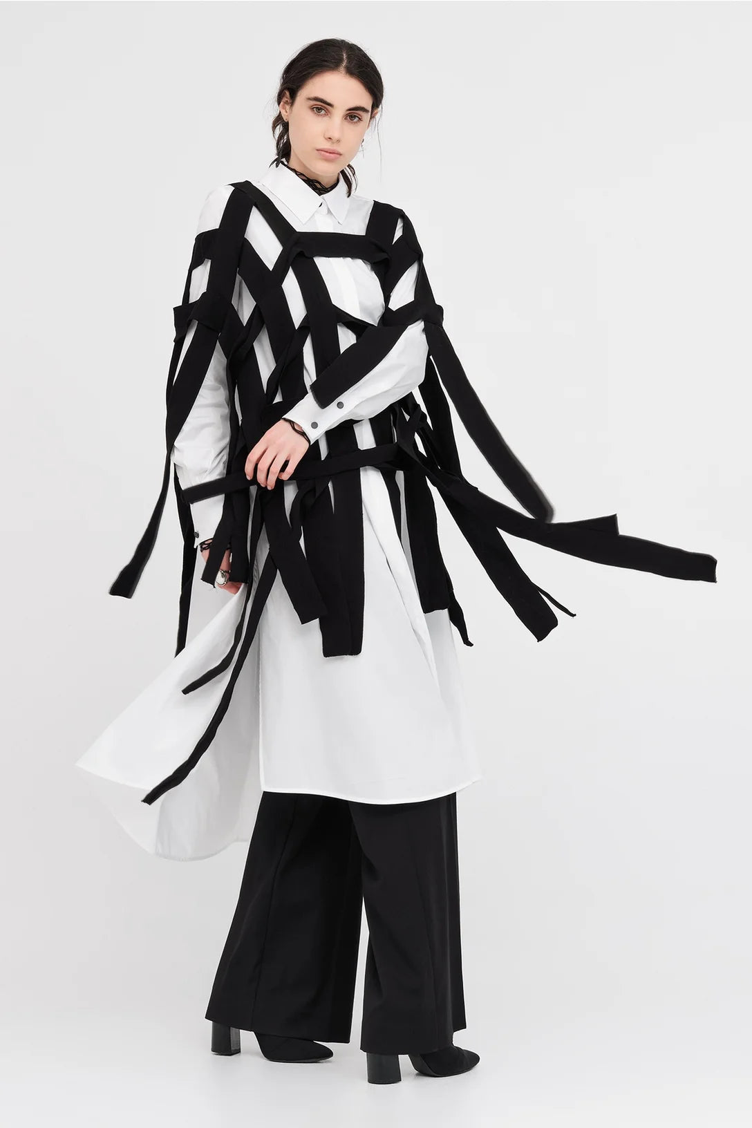 Taylor Tapt Sweater - Black