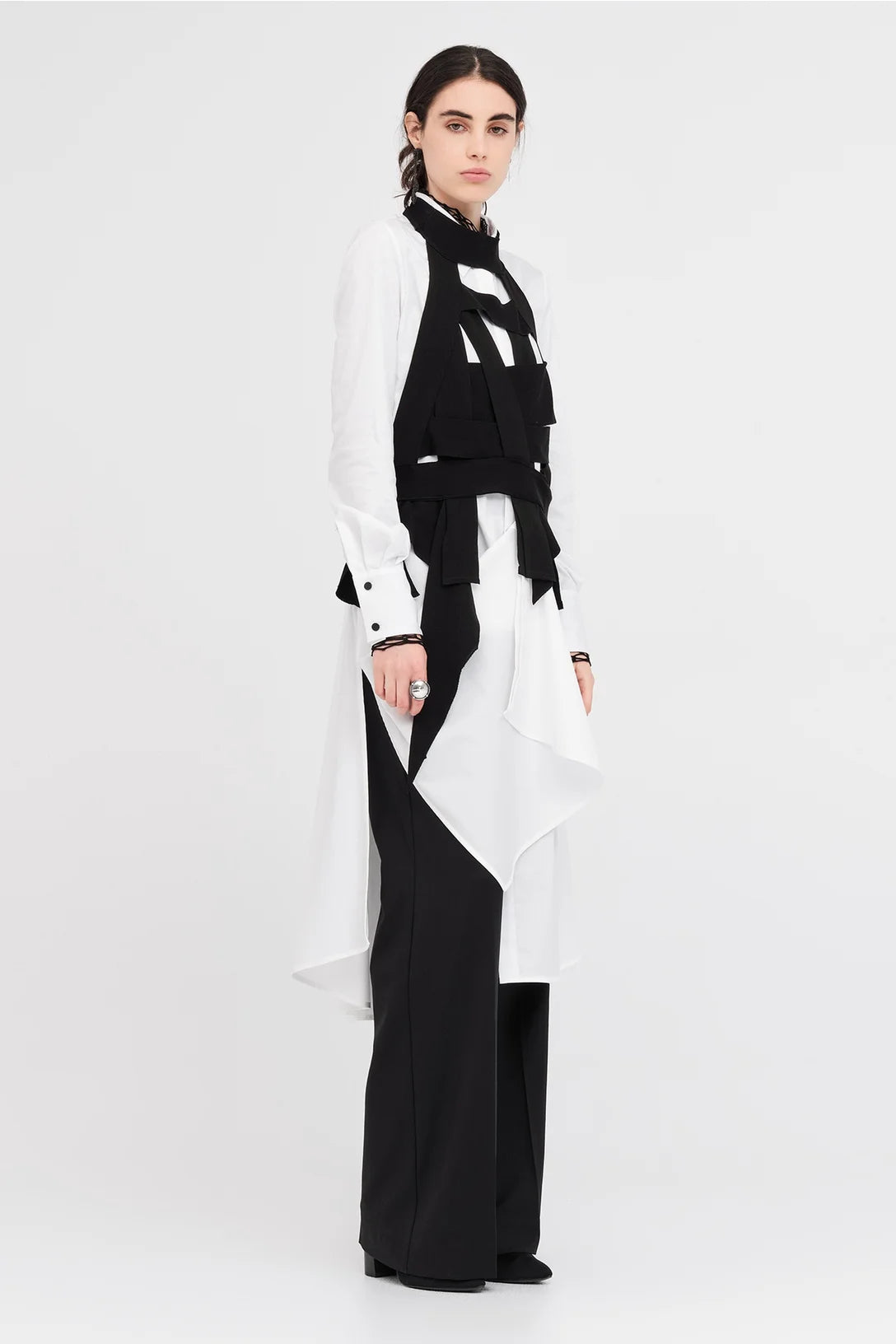 Taylor Tapt Vest - Black