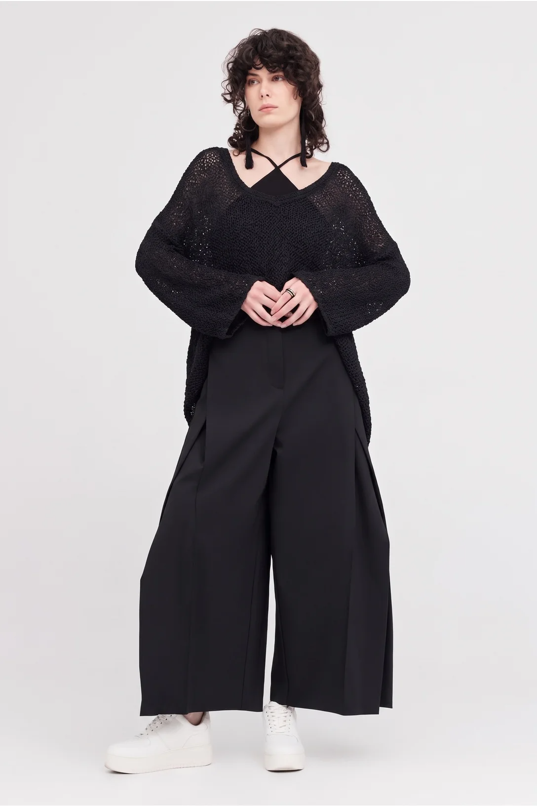 Taylor Textured Screen Sweater - Black