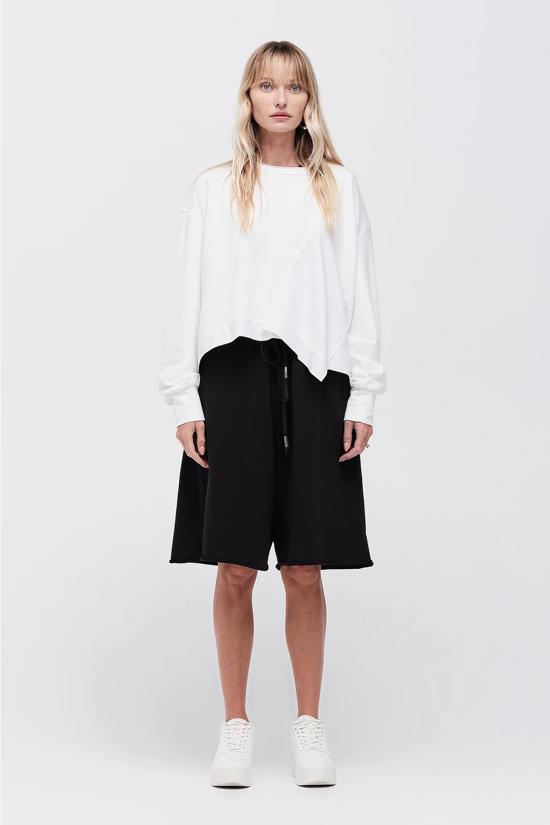 Taylor Asset Short - Black SS26