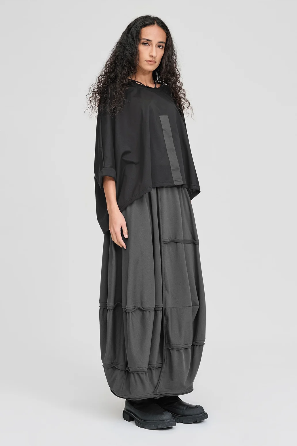 Taylor Opposing Tee - Black/Pewter
