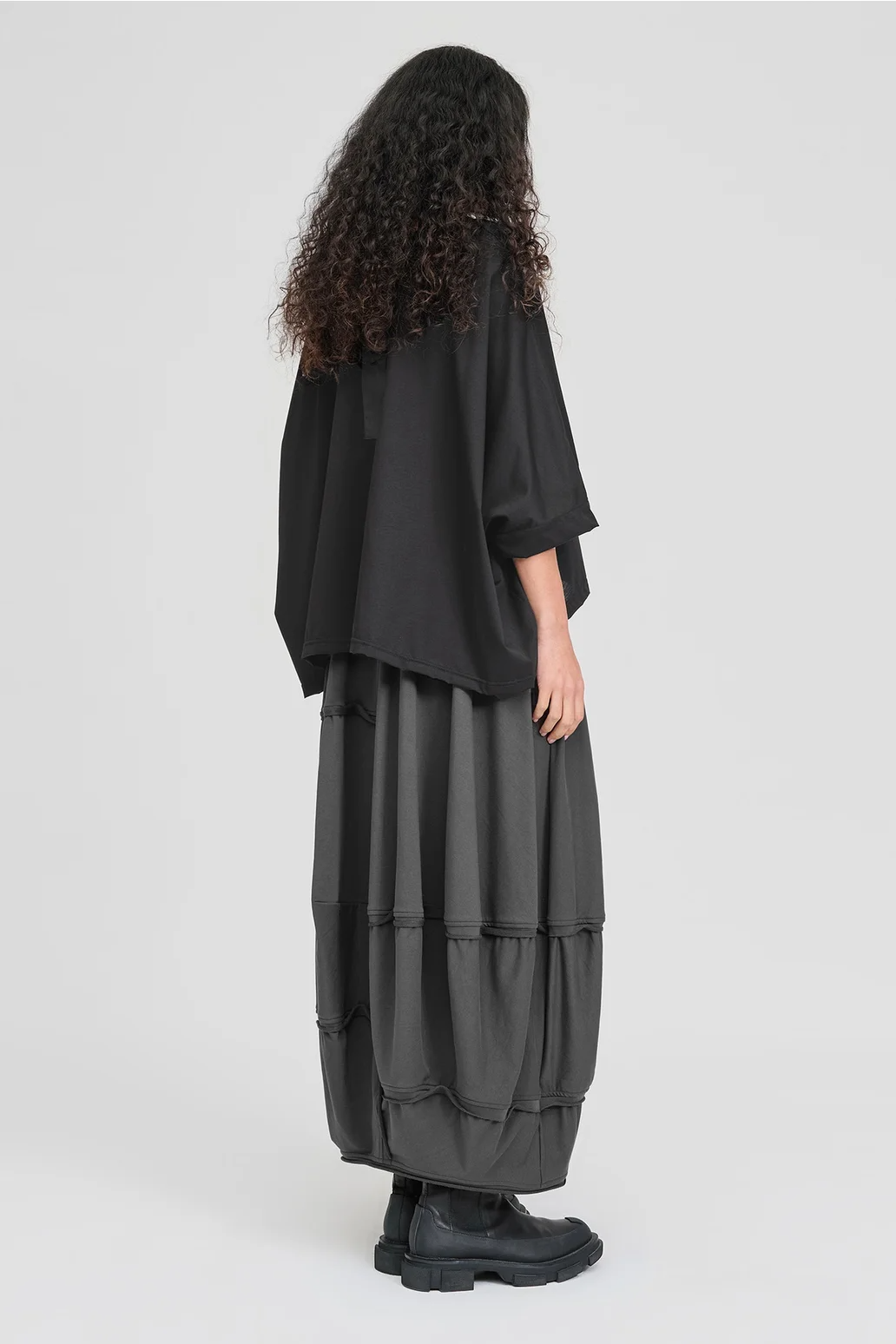 Taylor Opposing Tee - Black/Pewter