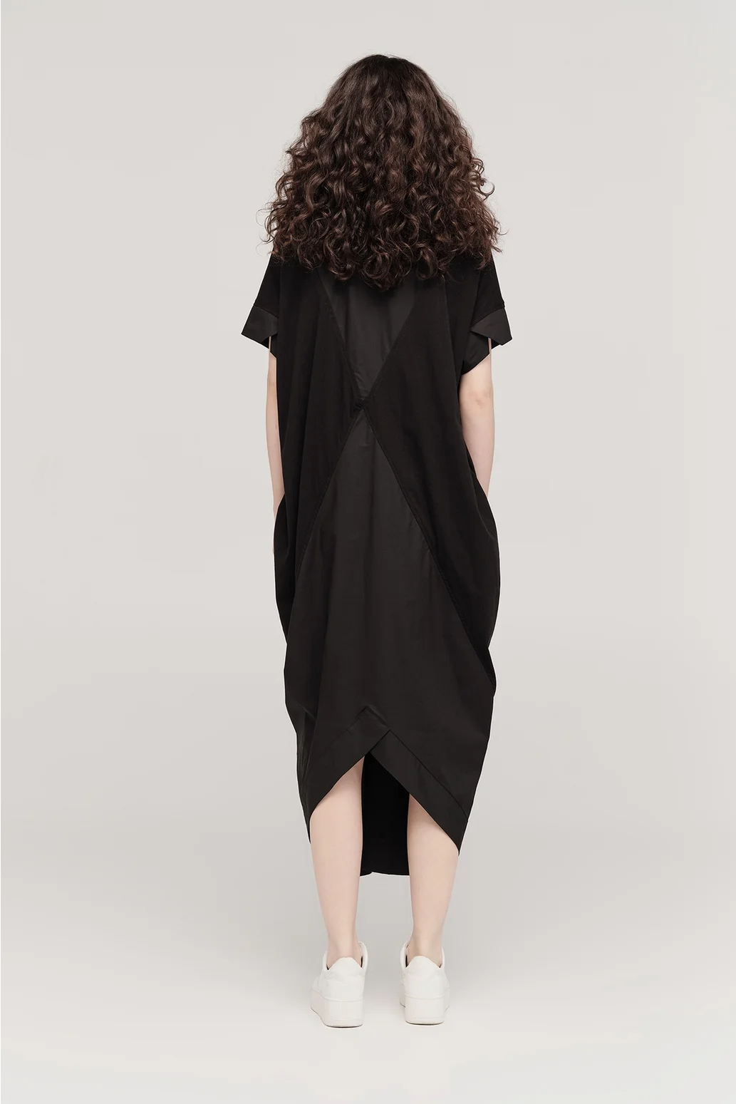 Taylor Divide Dress - Black