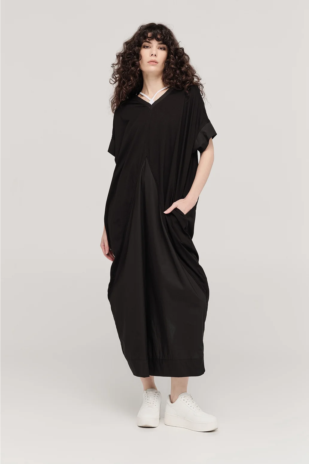Taylor Divide Dress - Black