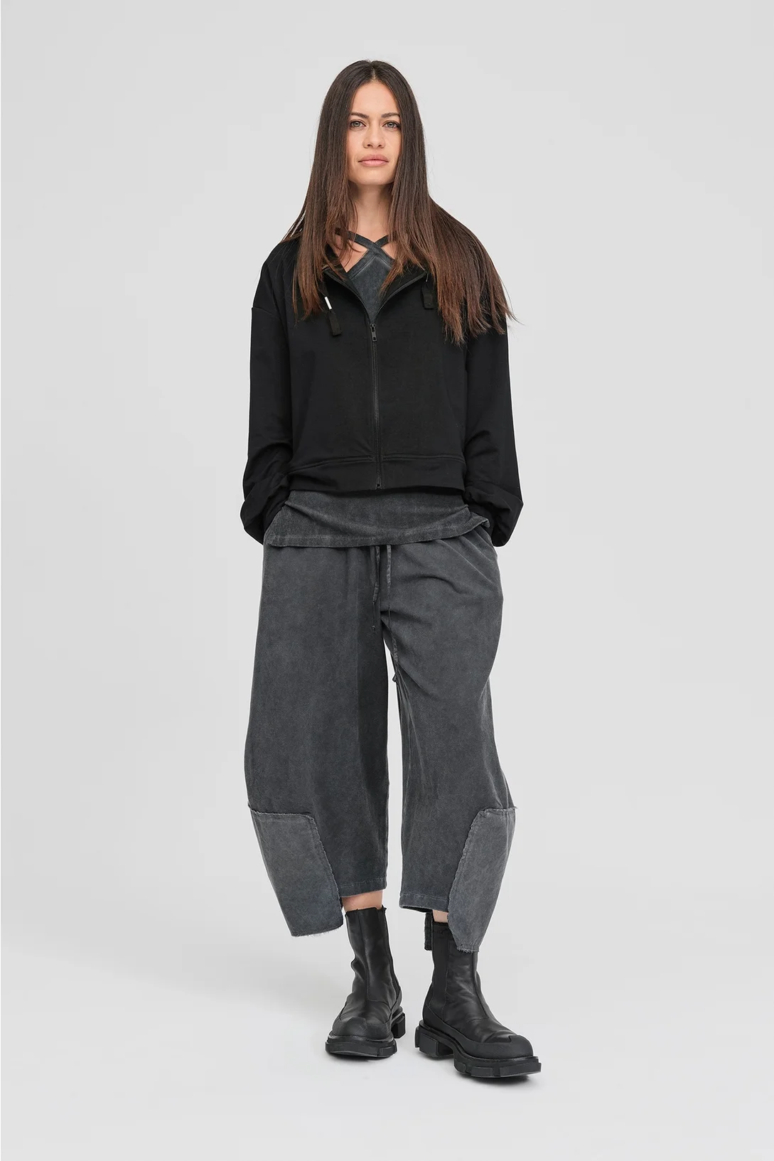 Taylor Contour Hoodie - Black