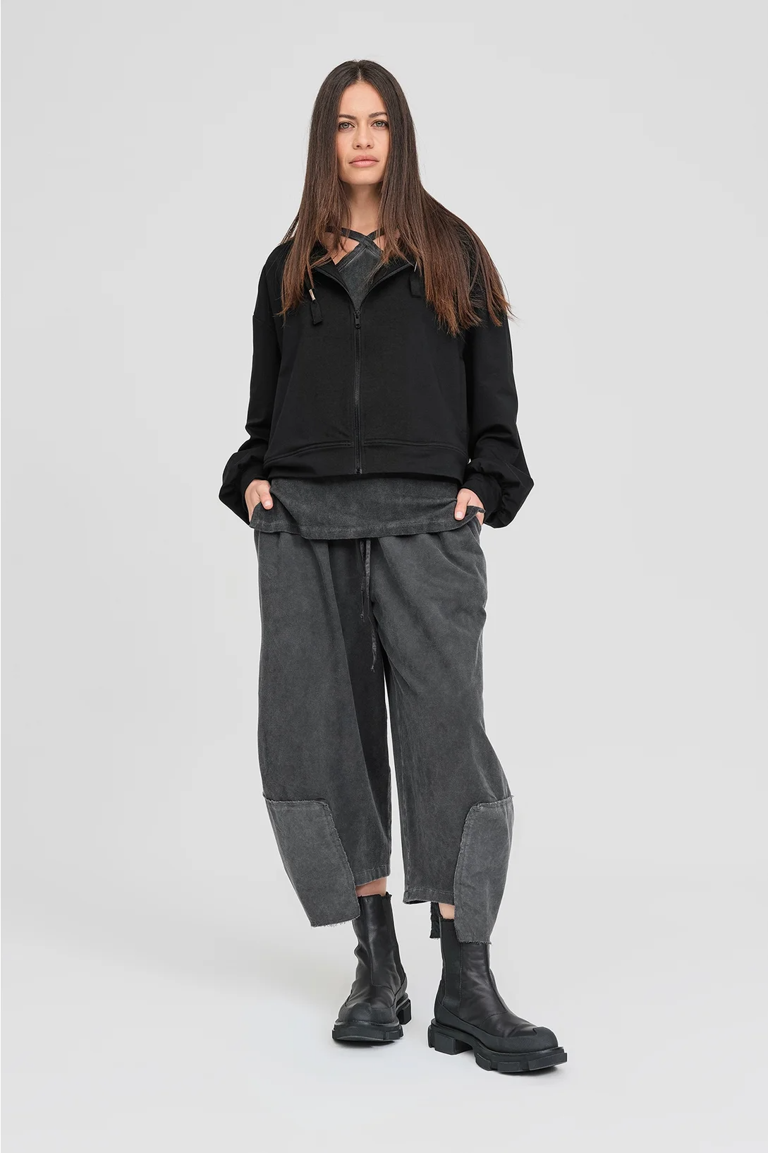 Taylor Contour Hoodie - Black