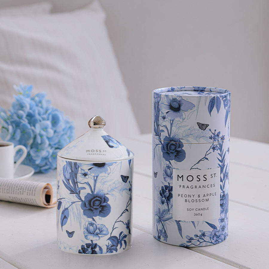 Moss St. Ceramic Large Candle 360g - Peony & Apple Blossom