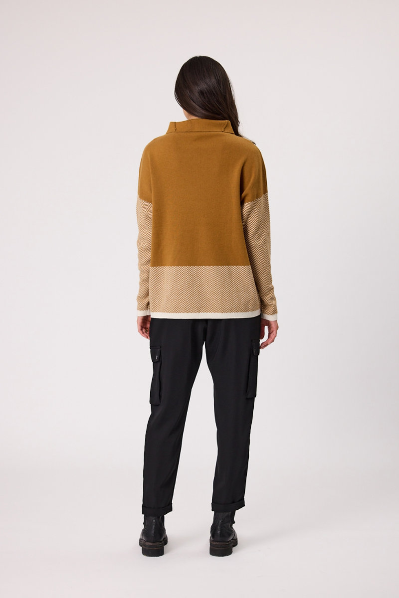 Design Nation Triumph Jumper - Gold