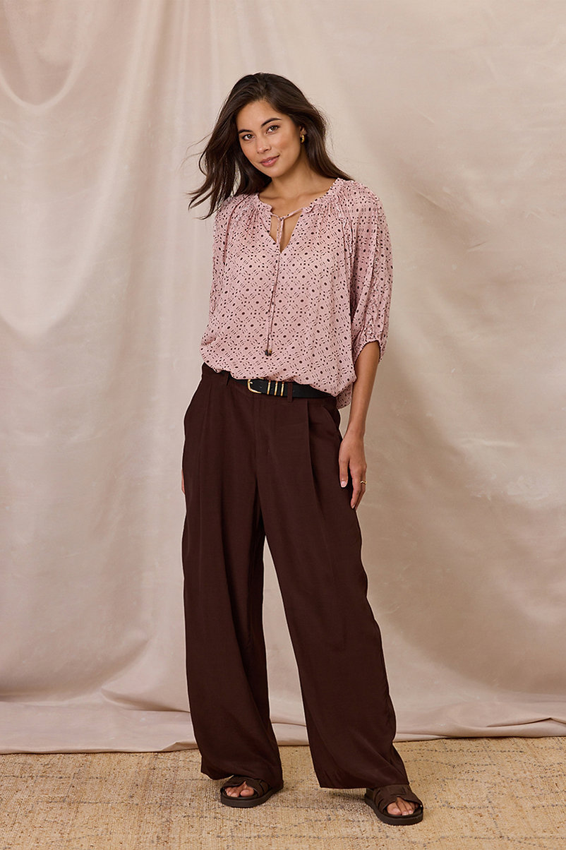 Design Nation Silhouette Blouse - Blush