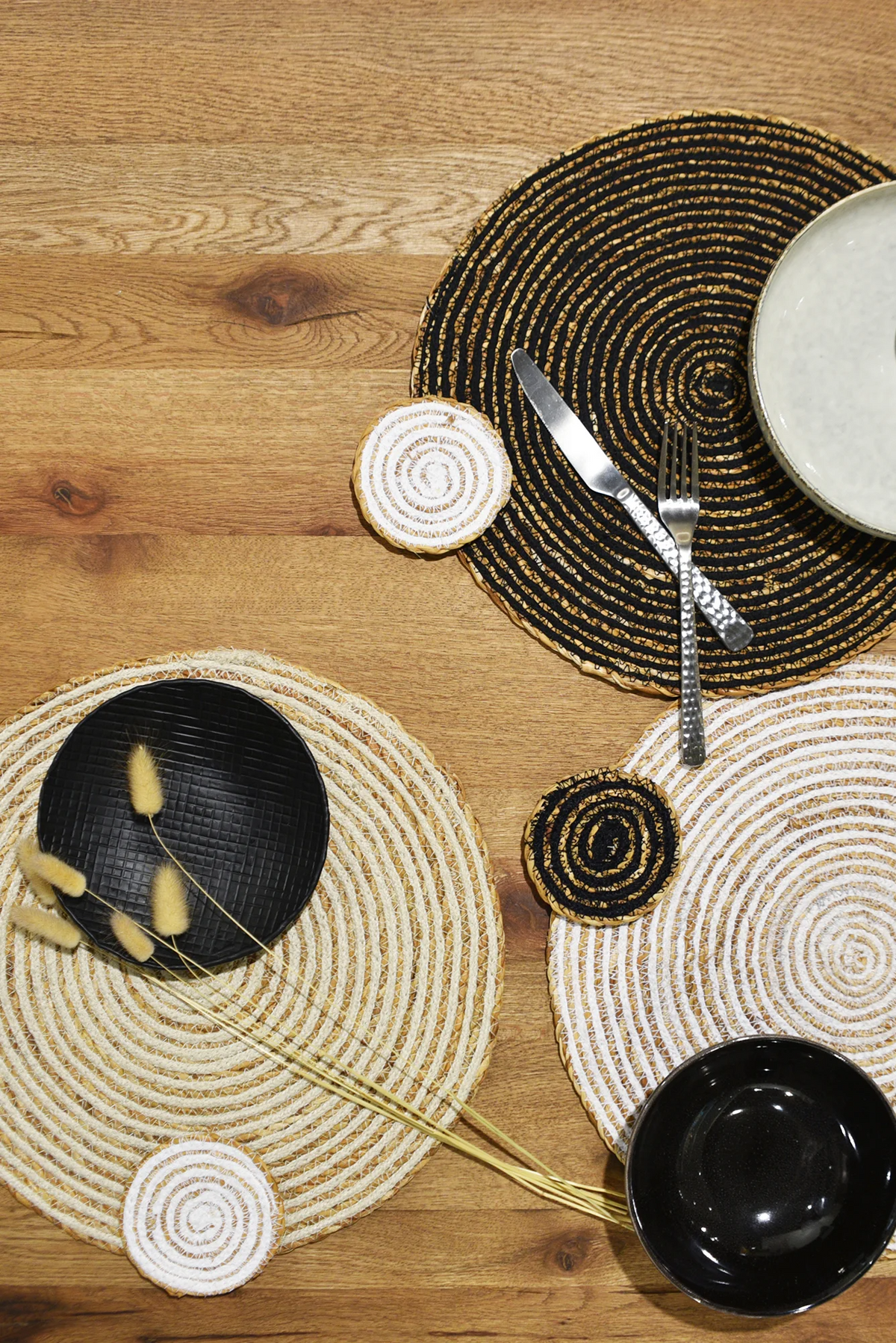Maytime Placemat Round - Simply White