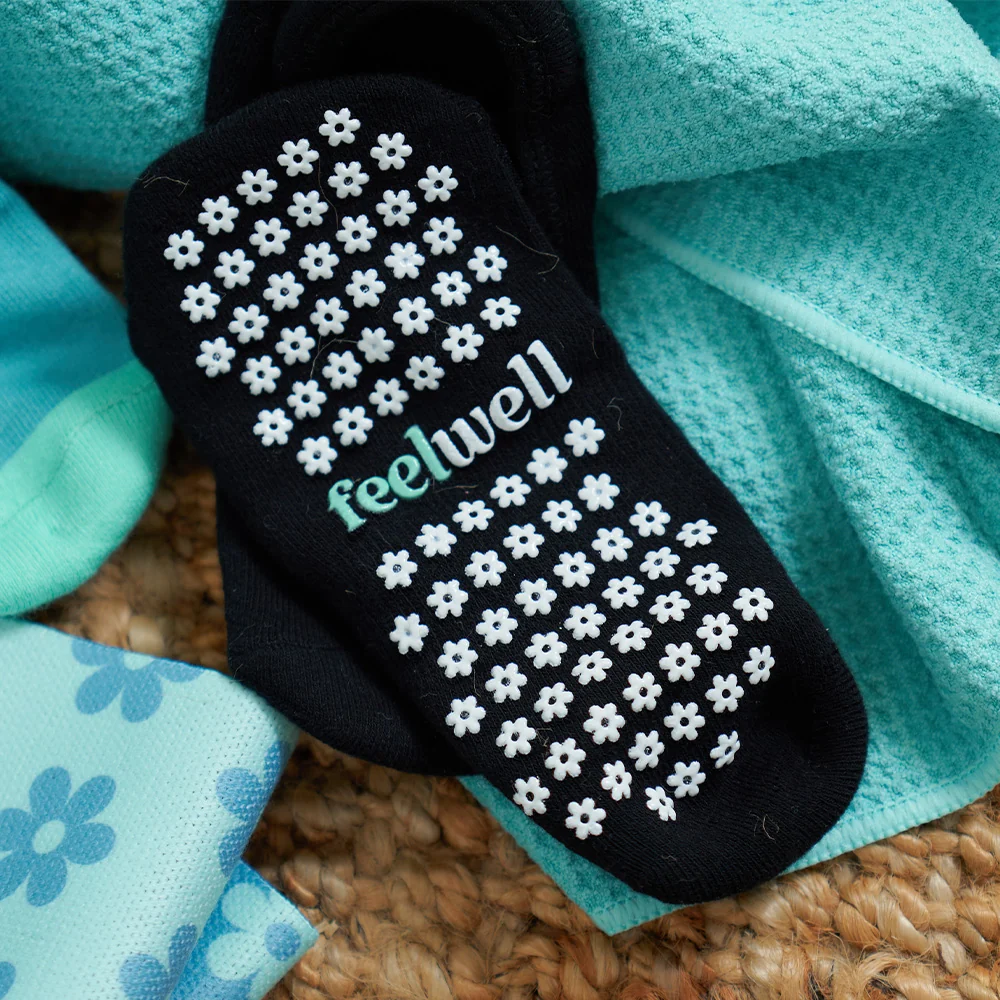 Annabel Trends Feel Well Pilates Socks - Black