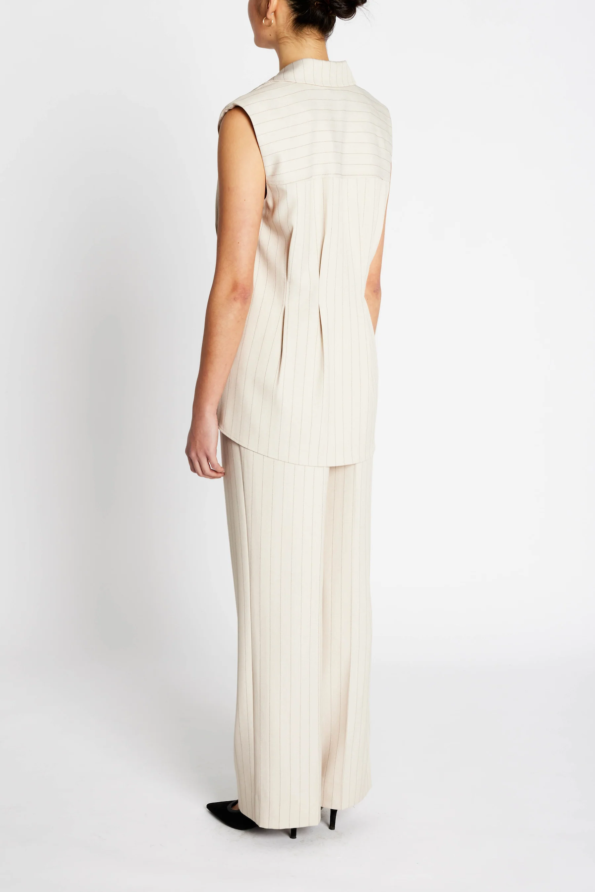 Bruuns Bazaar Apricot Urwa Waistcoat - Light Grey Stripes