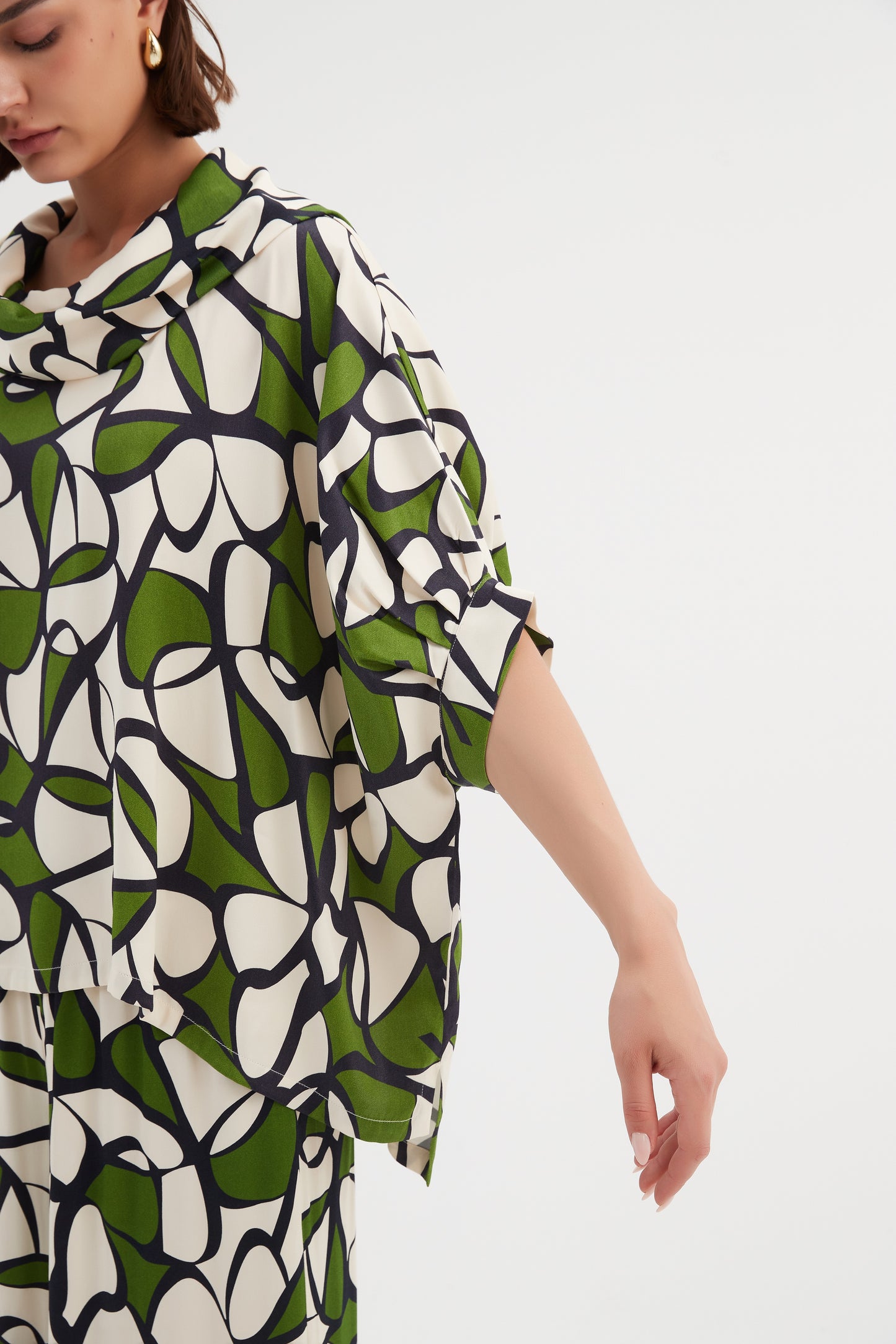 Tirelli Funnel Neck Print Top - Green Oasis Print