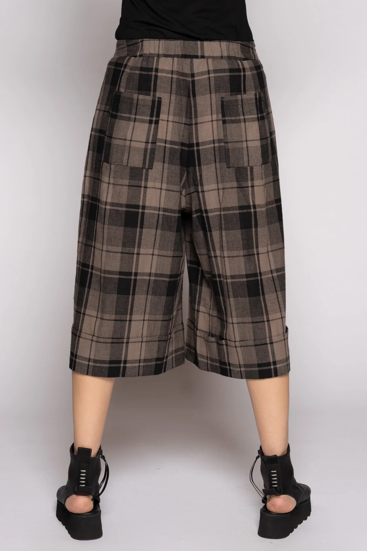 Dogstar Arya Shorts - Truffle