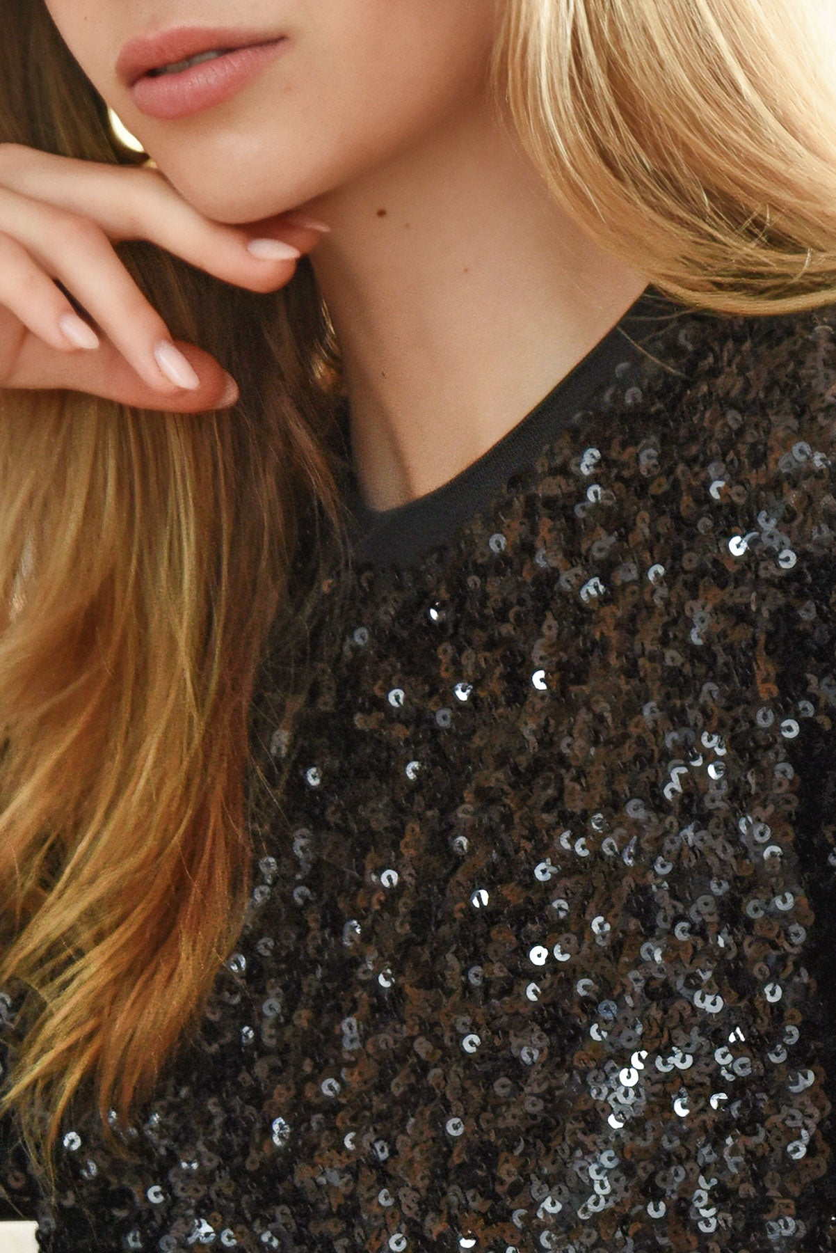 Cooper Shine Queens Top - Black