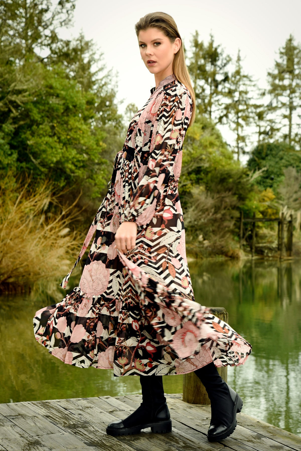 Curate Just One Thing Dress - Floral Line