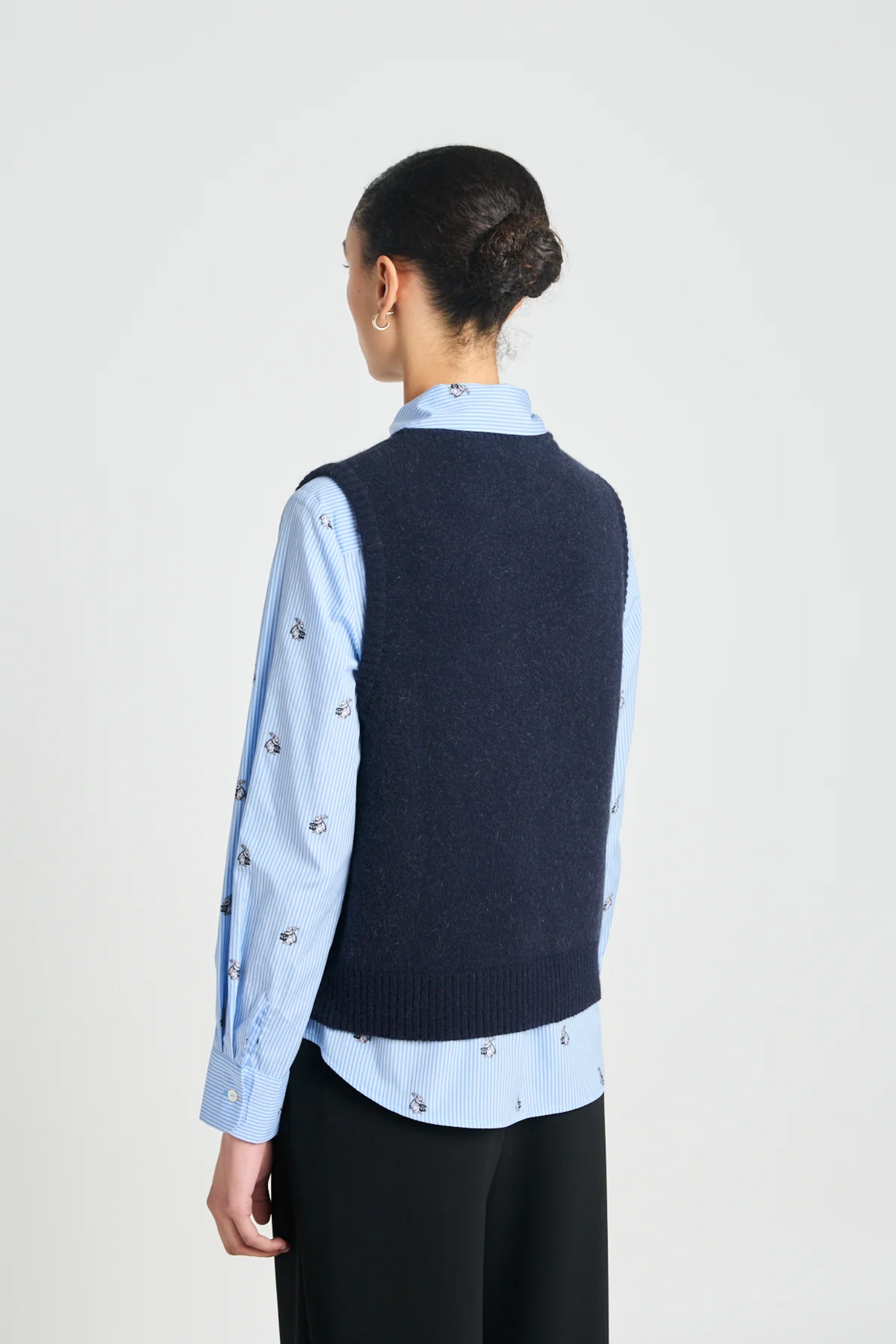 Twenty-Seven Names Deep Kick Vest - Navy