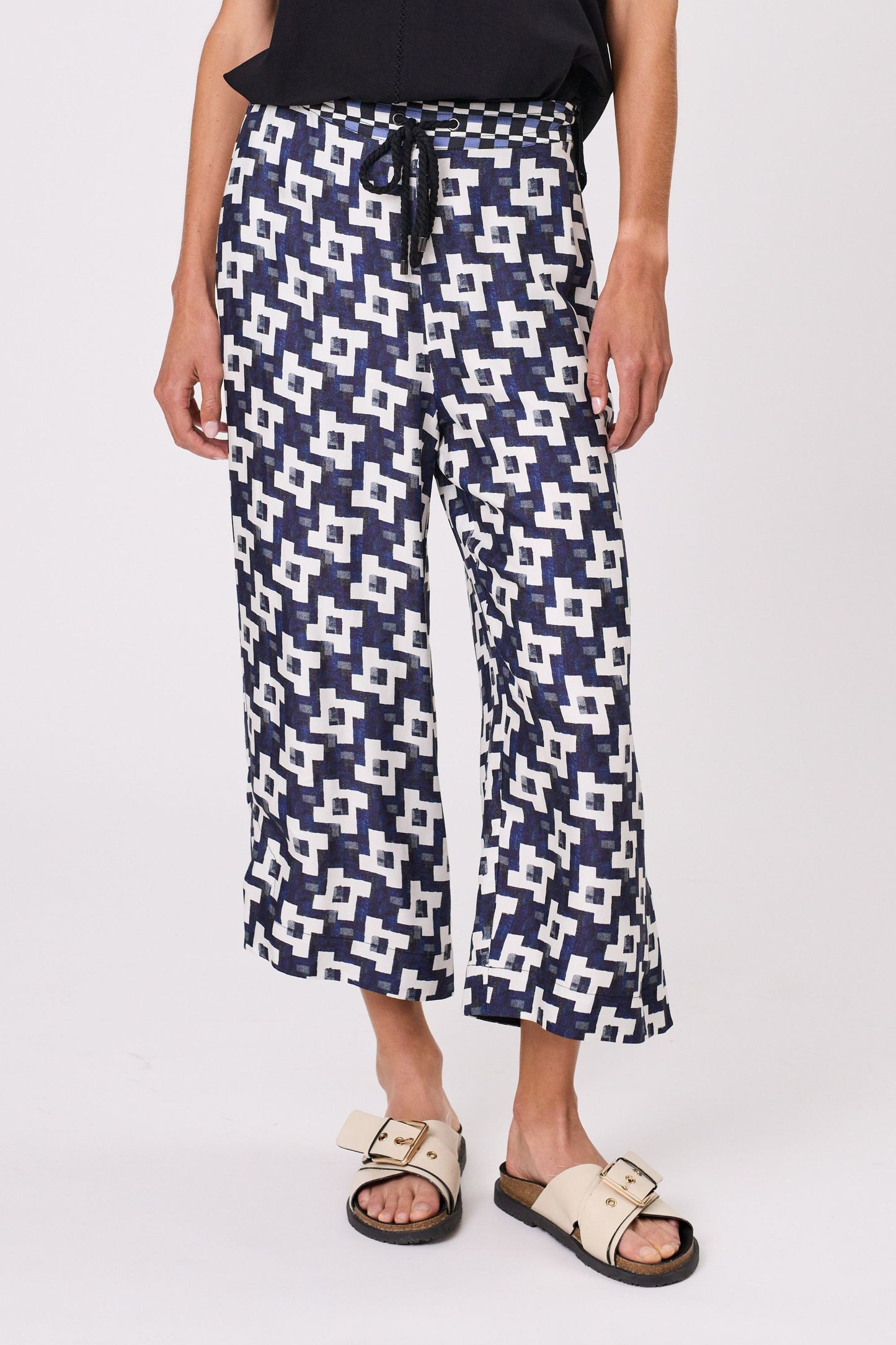 Design Nation Cortez Capri - Cortez Print