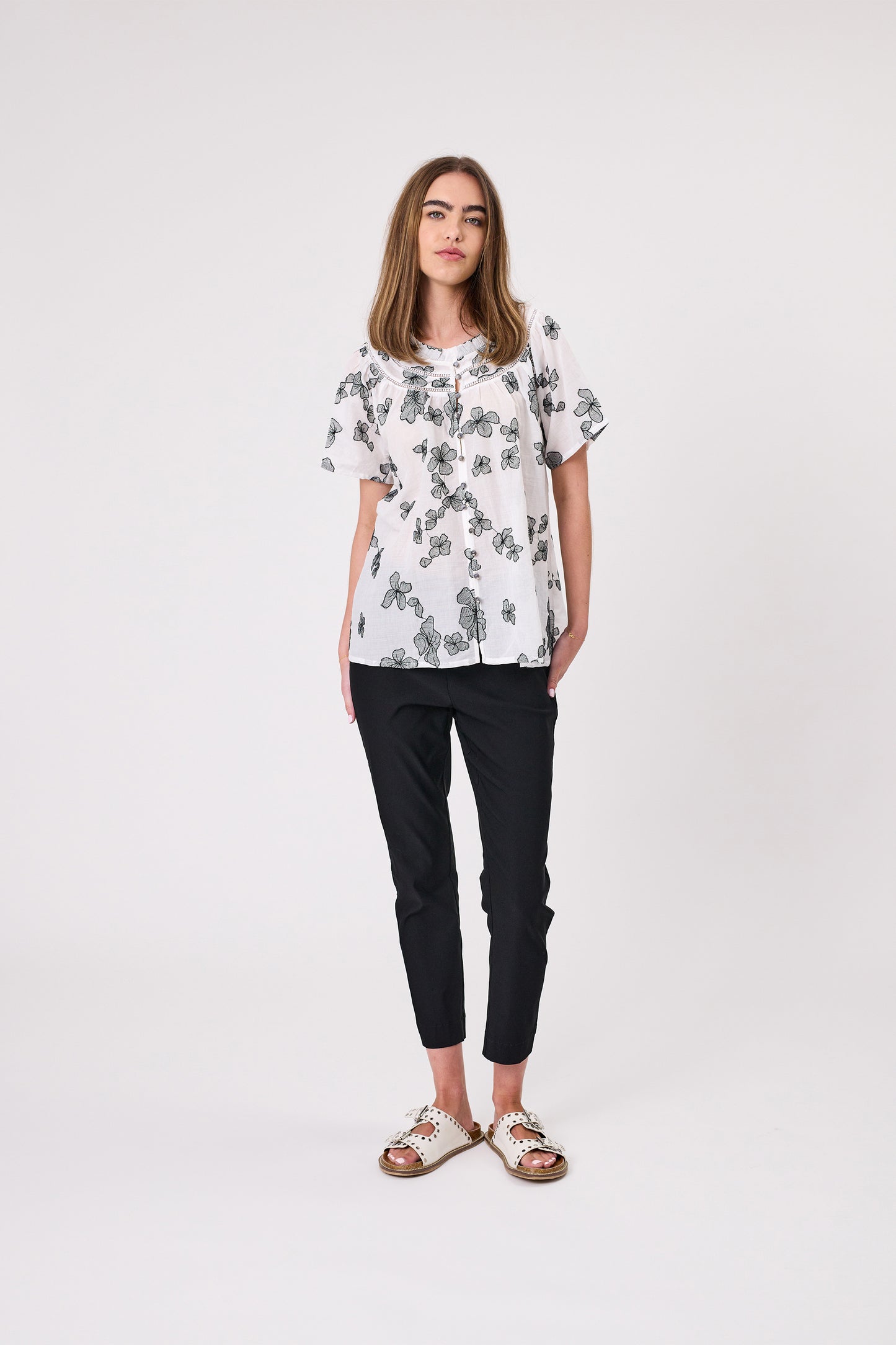 Design Nation Riddle Top - White