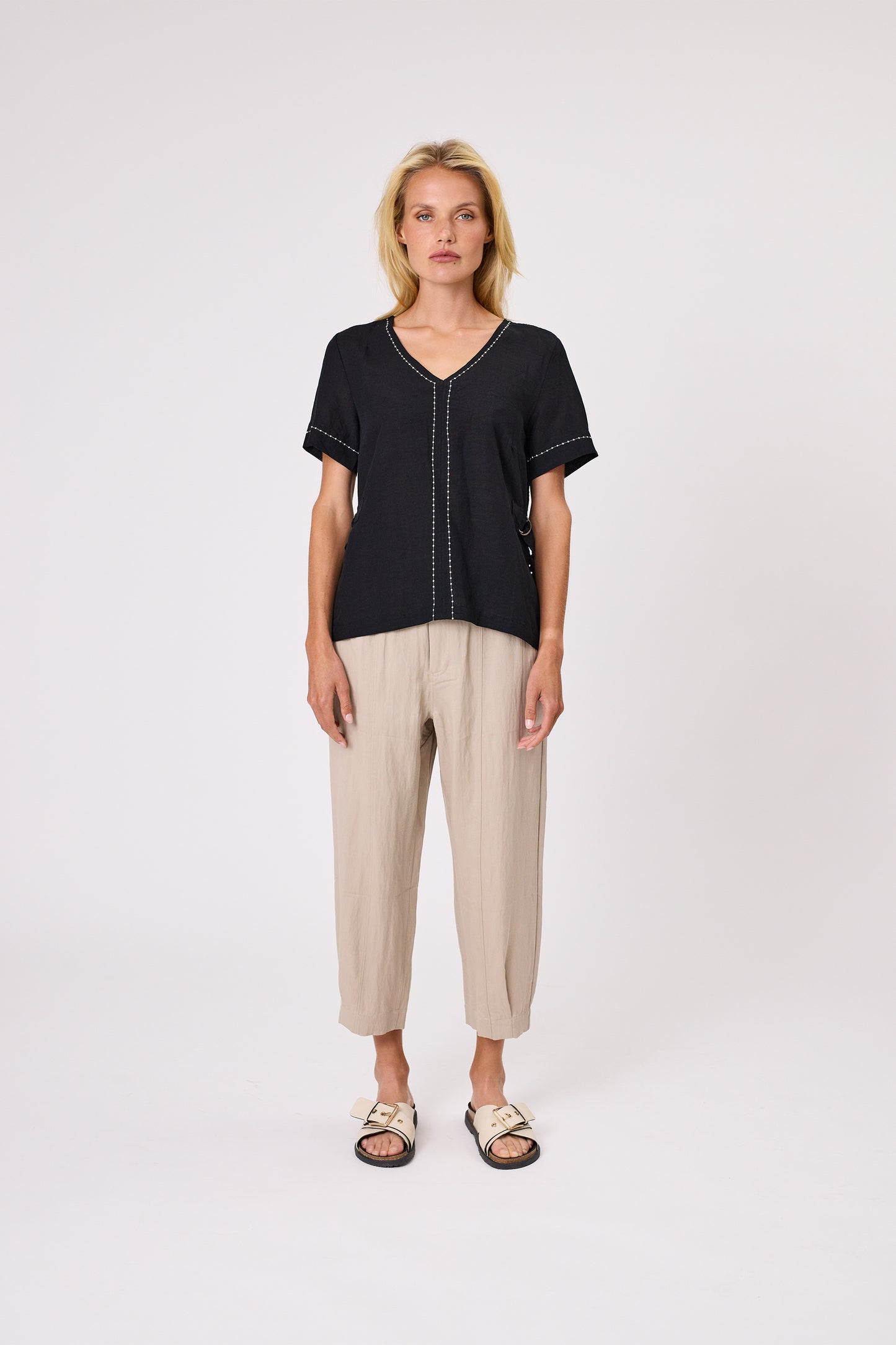 Design Nation Lotus Top - Black