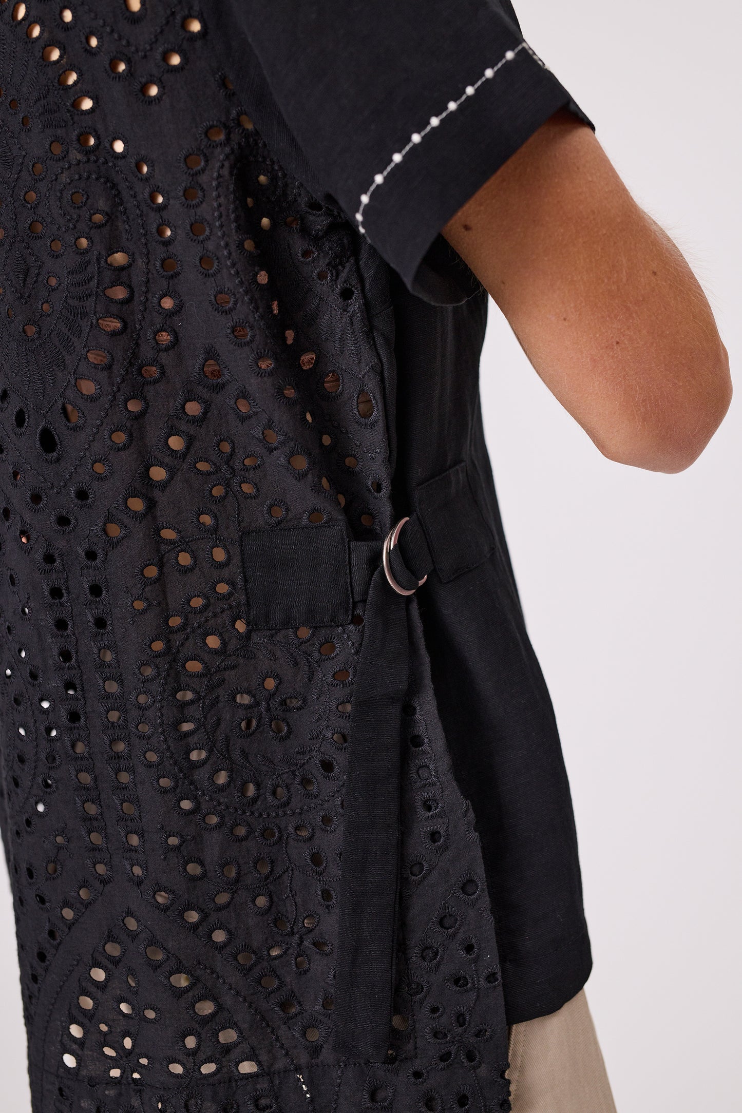 Design Nation Lotus Top - Black