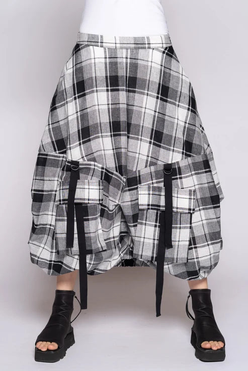 Dogstar Arya Tuck Skirt - Black
