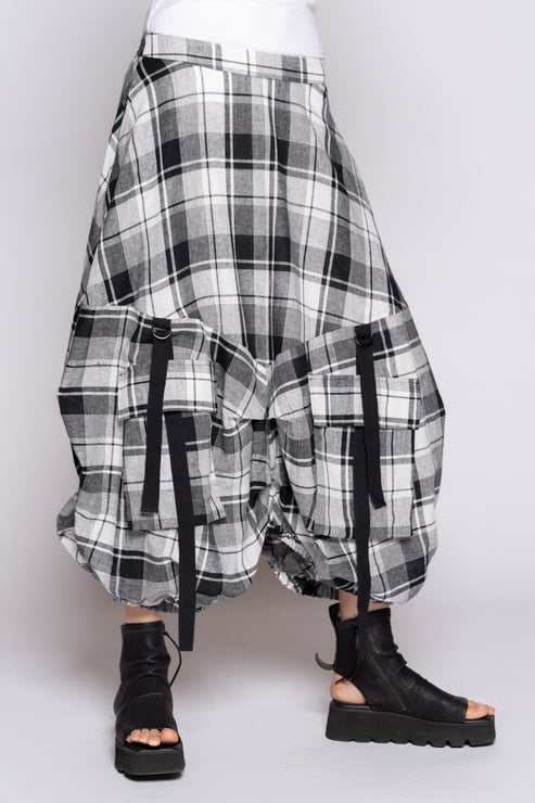 Dogstar Arya Tuck Skirt - Black
