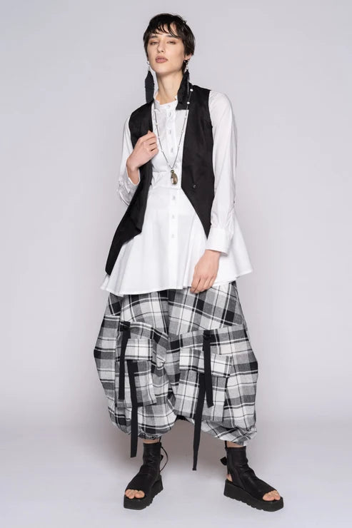 Dogstar Arya Tuck Skirt - Black