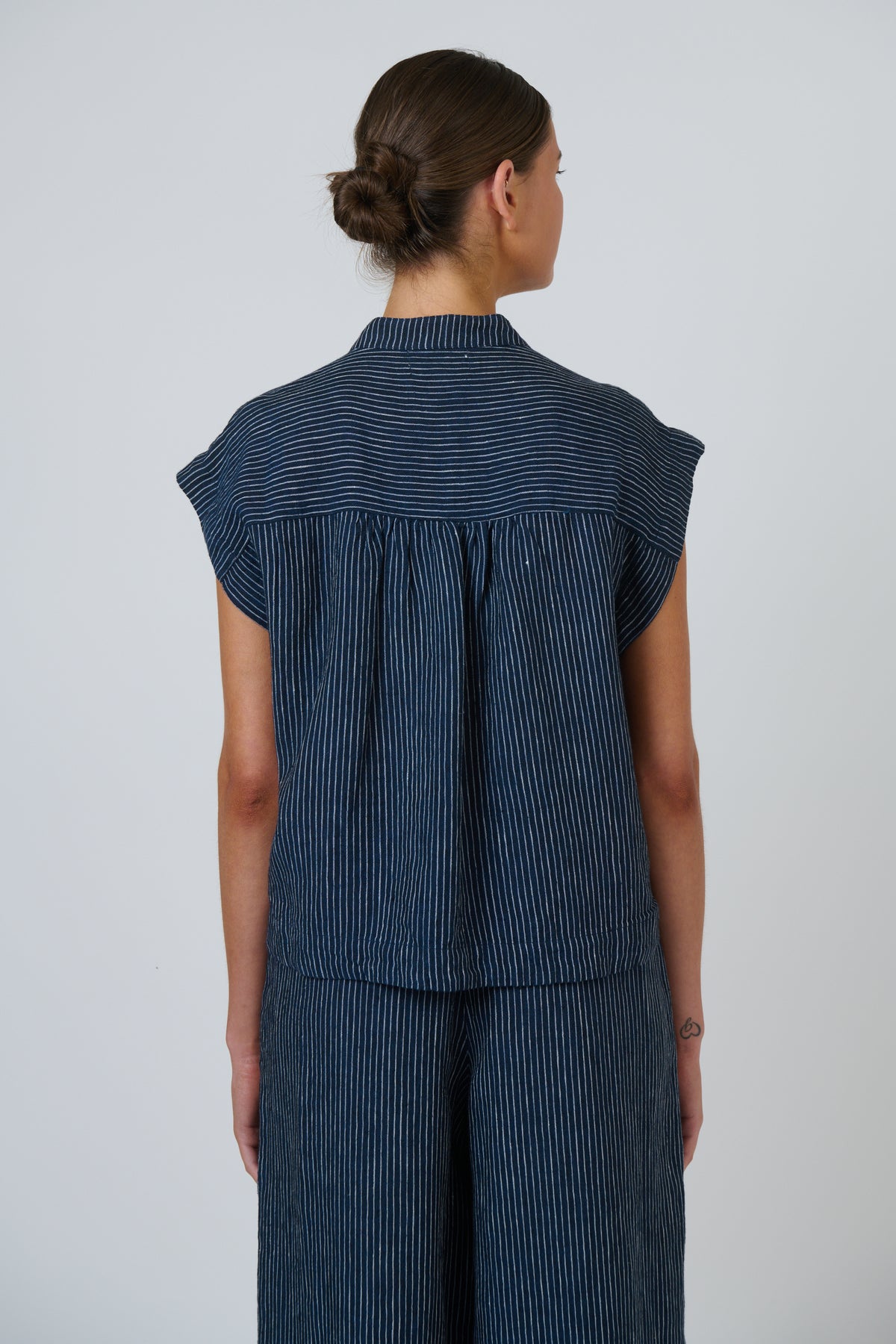 Naturals GA429 Linen Top - Streamline