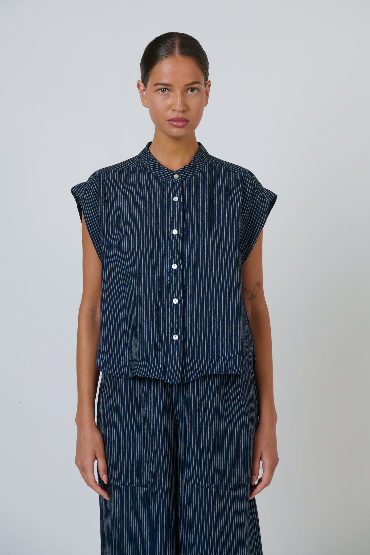 Naturals GA429 Linen Top - Streamline