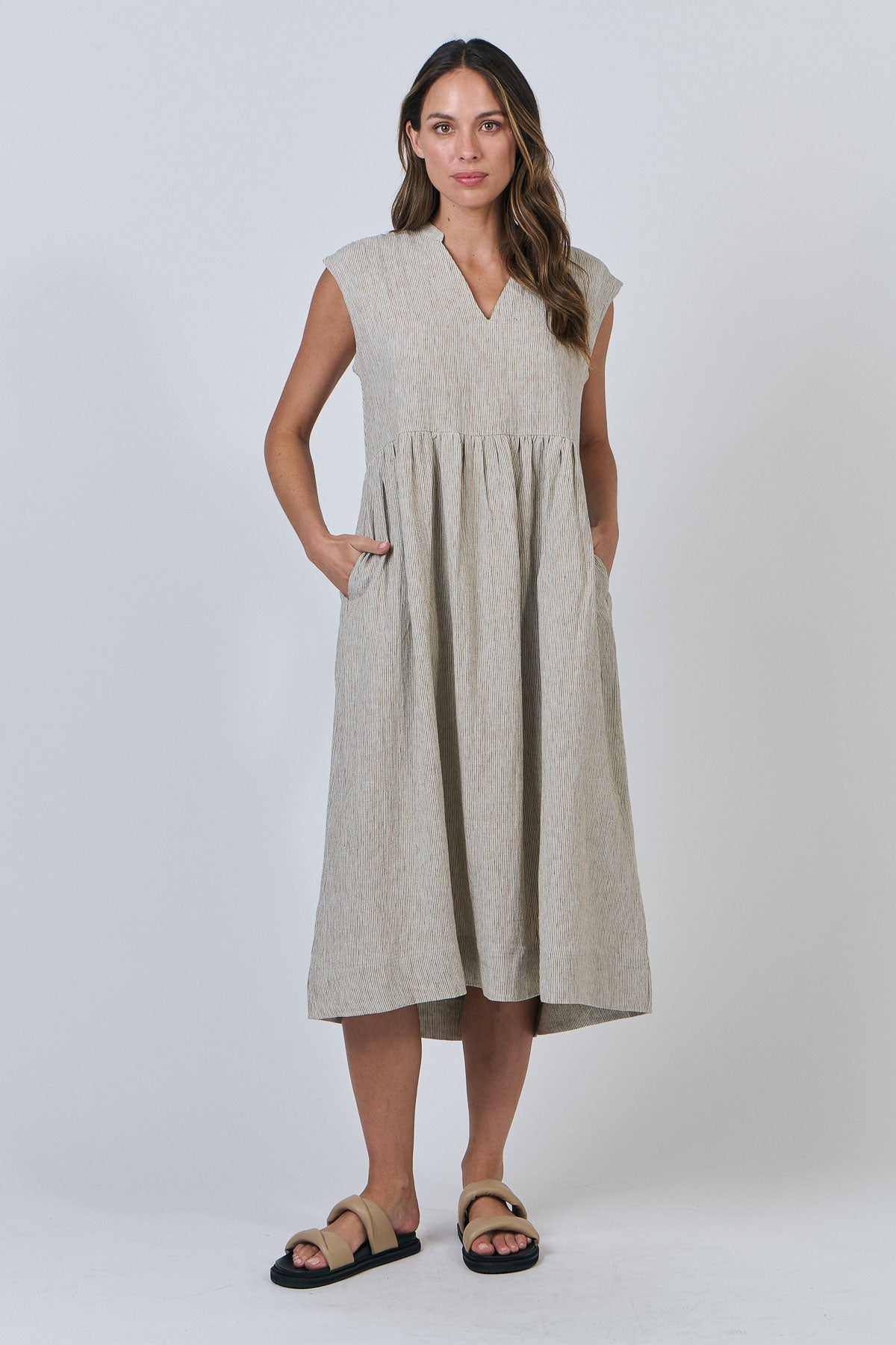 Naturals GA606 Dress - Blister