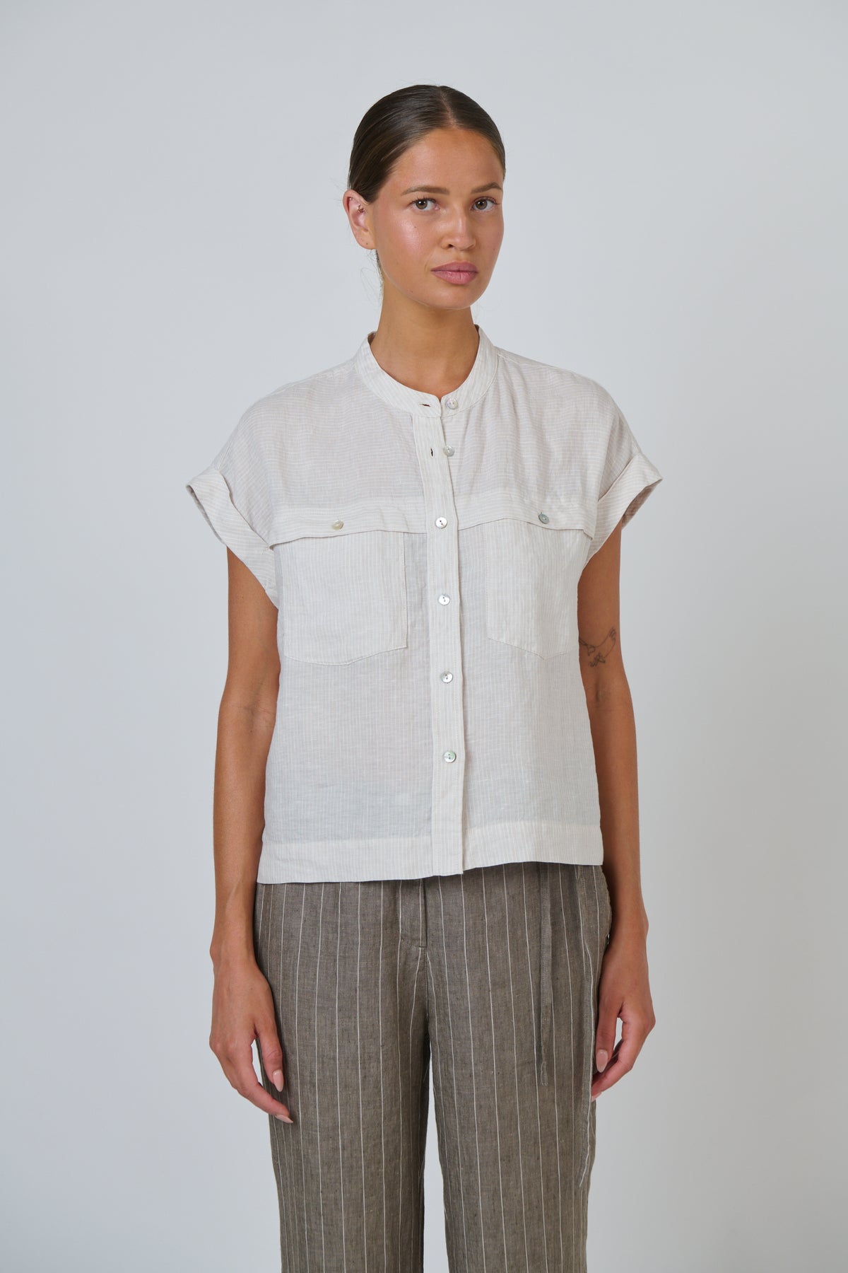 Naturals GA734 Linen Top - Sesame