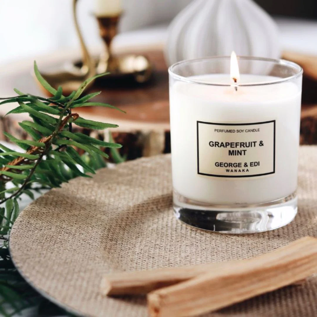 George & Edi Large Perfumed Soy Candle 310g - Grapefruit & Mint