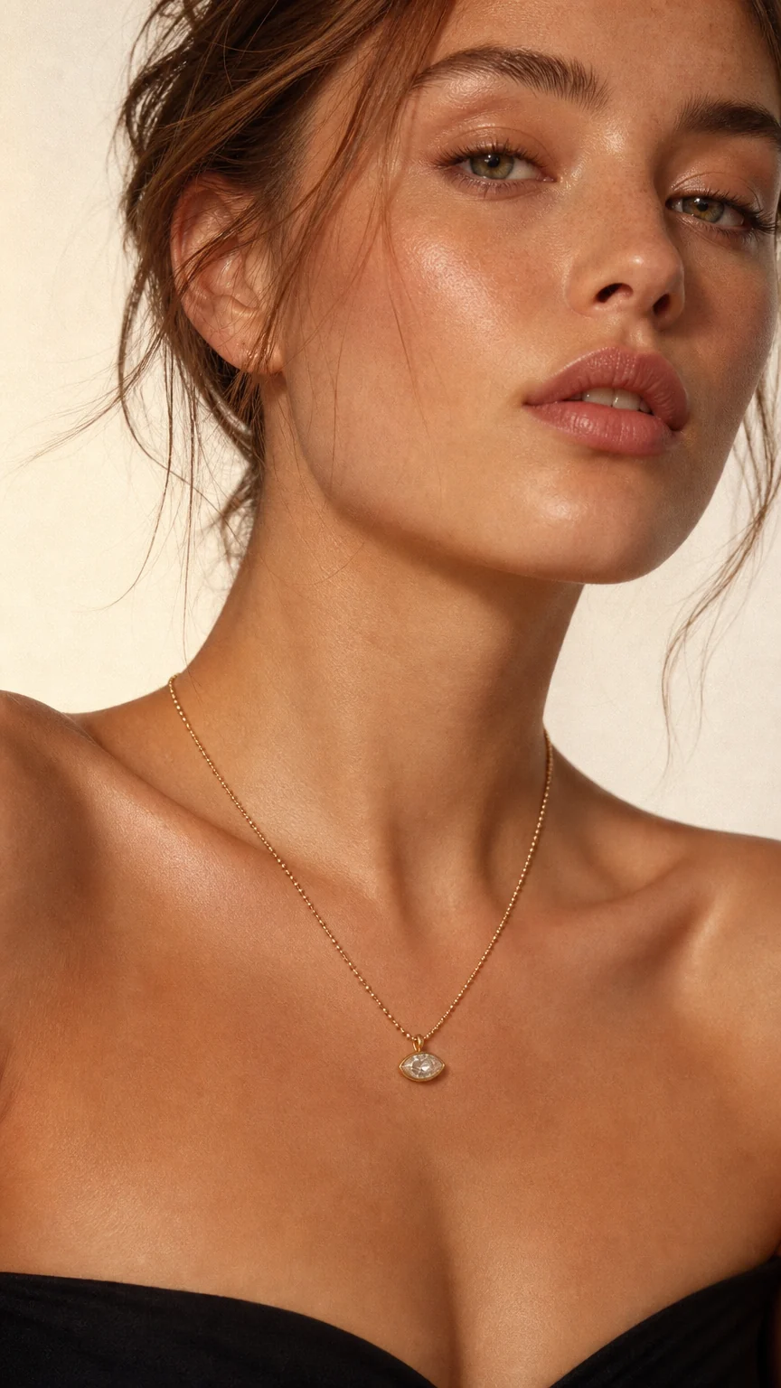 Lindi Kingi Protected Goddess Necklace - Gold