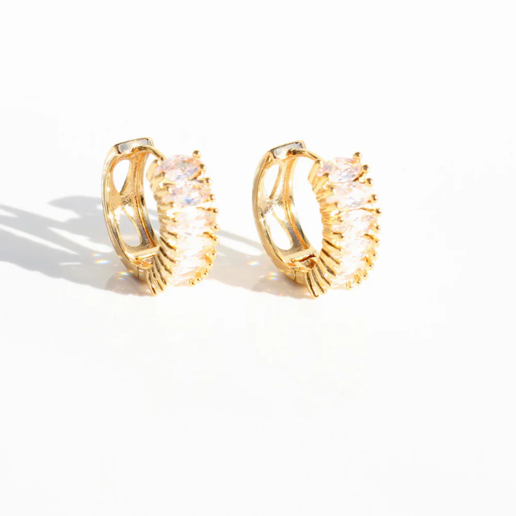 Queen Of The Foxes Earrings Huggies - Diamond