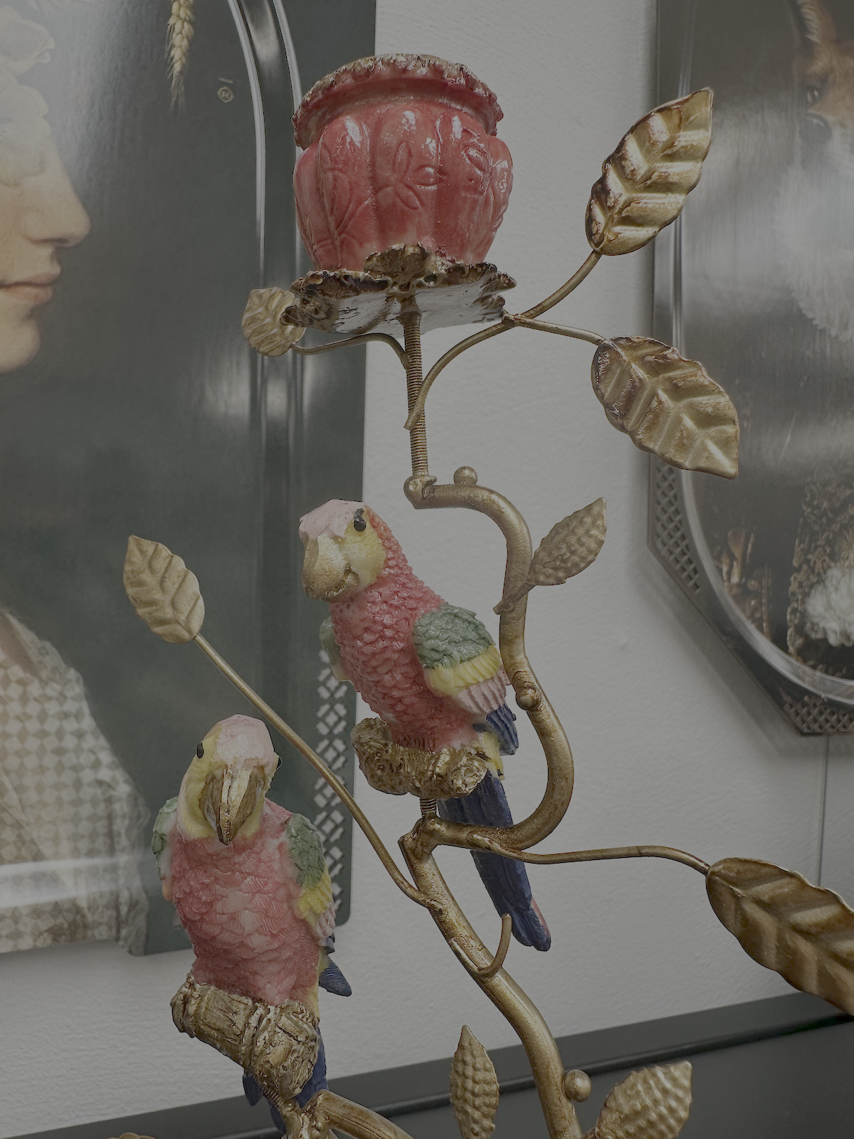 Jonglea Candle holder - Regal Parrots Red