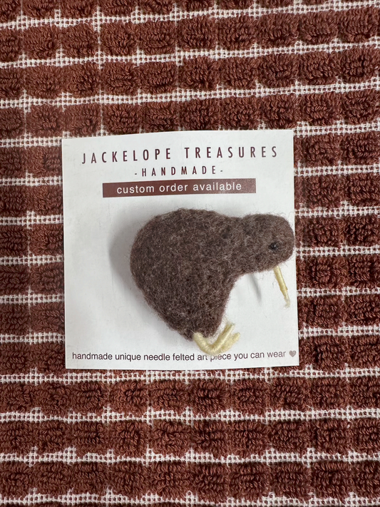 Jackelope Treasures Kiwi Brooch