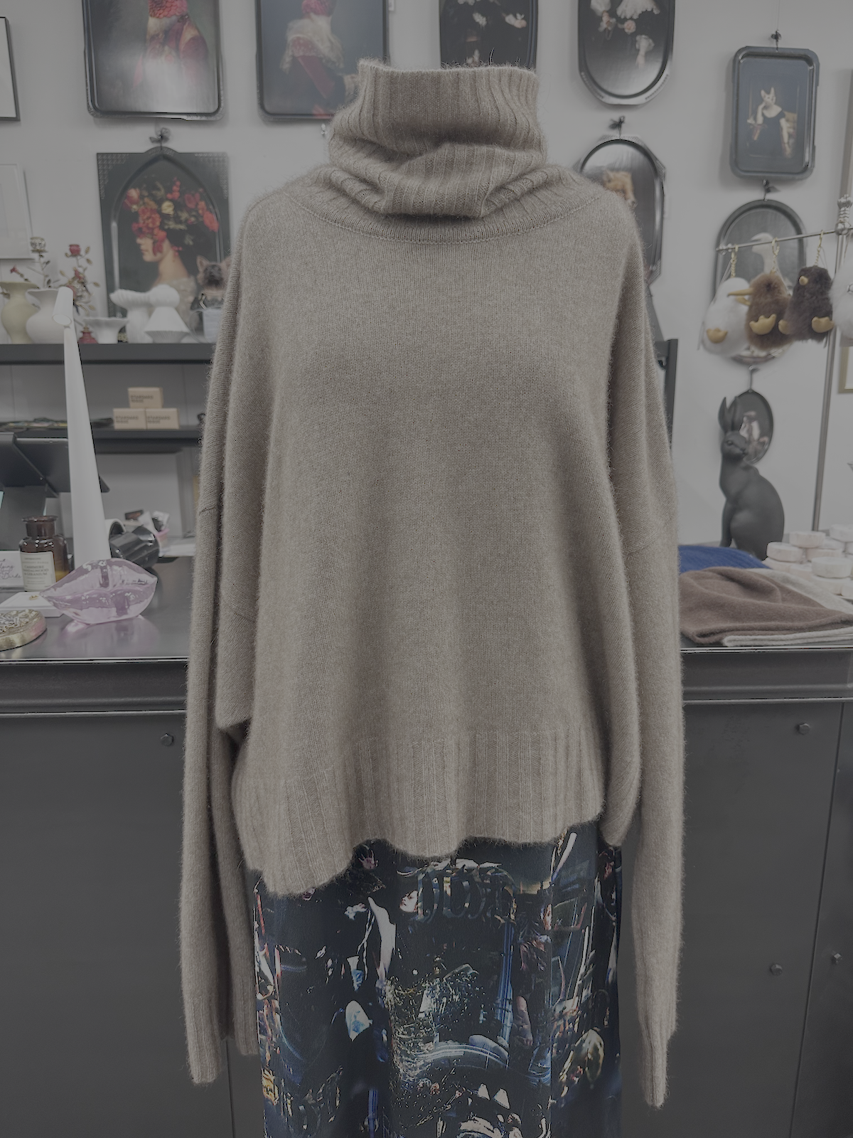 Lela Jacobs U Turtle Crop - Natural