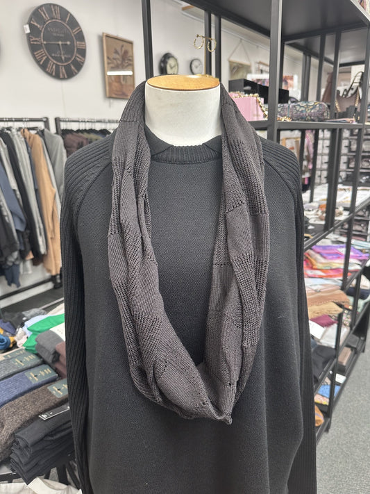 Country Laine Pattern Infinity Scarf - Chocolate
